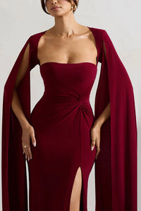 Queen's Cape - Kleid mit Schlitz im modernen Stil