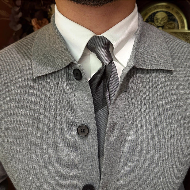 Strickcardigan mit Hemdkragen und Knopfleiste