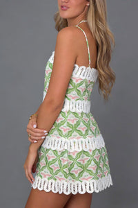 Garden Glow Mini-Kleid mit Spitzenbesatz im modernen Stil