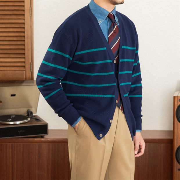 Strickjacke aus Wollmischung mit Streifenmuster