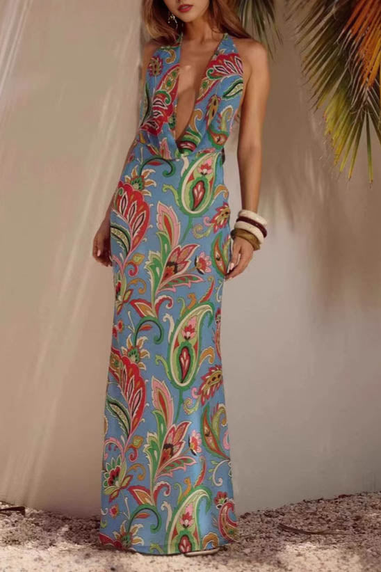 Verdant Shadows – Florales Resort-Langes Kleid