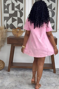 Süßes lässiges Denim-Mini-Kleid