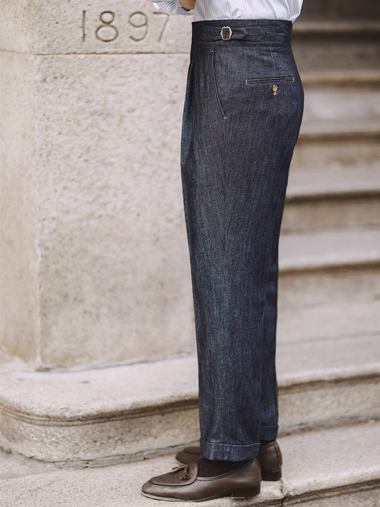 Hose aus Denim mit Gurkha-Bund