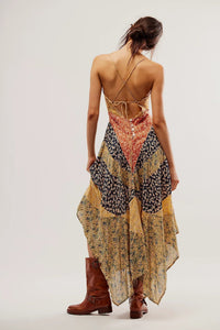 Im Blumen Maxi-Kleid im modernen Stil