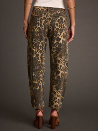 Retro Western Leoparden-Jeans mit weitem Bein im modernen Stil