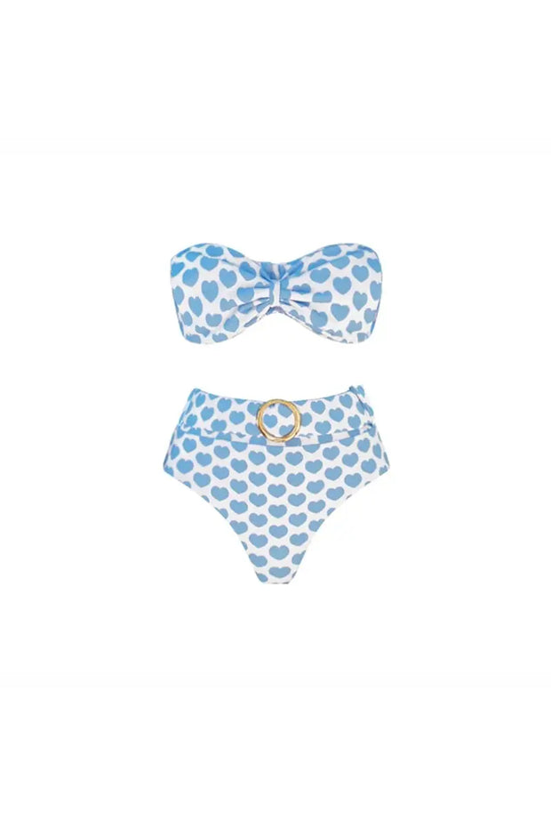 Bikini-Set mit frischen Shorts und Herz-Muster