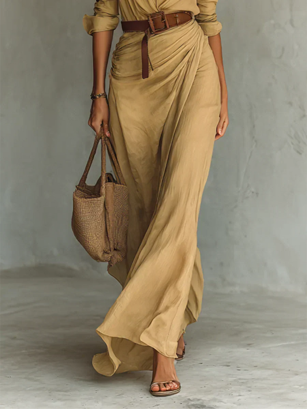 Maxikleid mit Reverskragen, langen Ärmeln und Gürtel