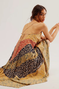 Im Blumen Maxi-Kleid im modernen Stil
