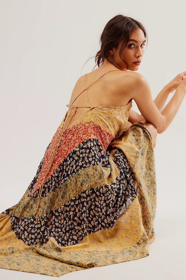 Im Blumen Maxi-Kleid im modernen Stil
