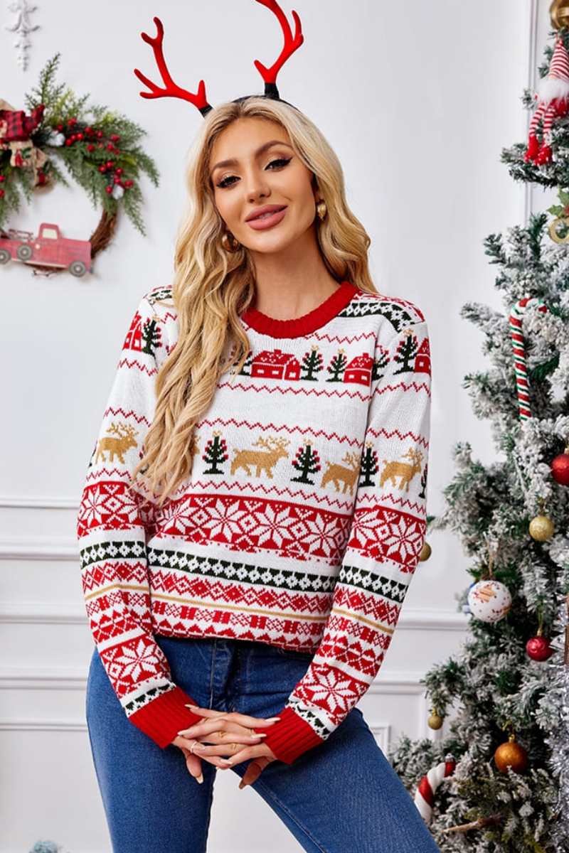 Weihnachtspullover mit Rundhals und Stickerei