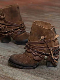 Vintage geflochtene Schnür-Stiefeletten im modernen Stil