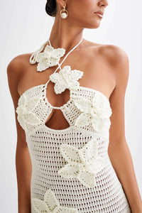 Beverly – Gehäkeltes Langes Kleid mit Blumenapplikation