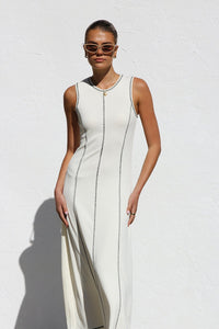 Ariana Kleid CREME im modernen Stil