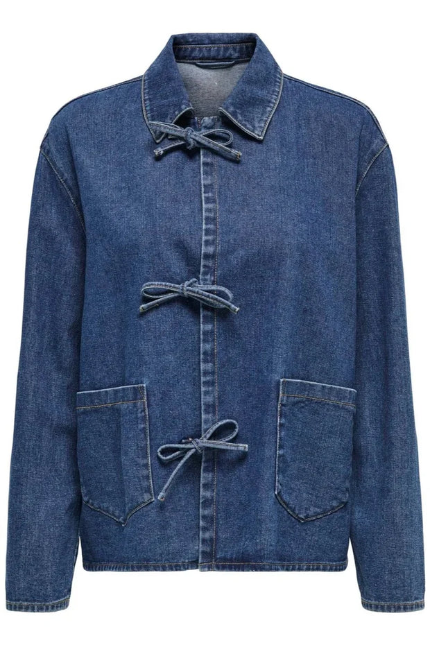 Dunkelblaue Jeansjacke mit Krawatte im modernen Stil