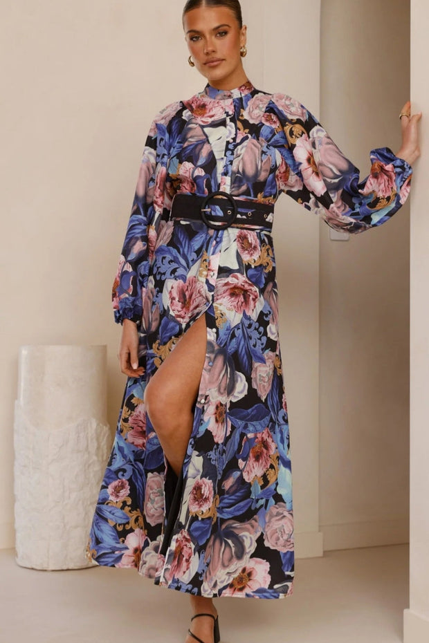 Lässiges Kleid mit Gürtel und Puffärmeln im modernen Stil