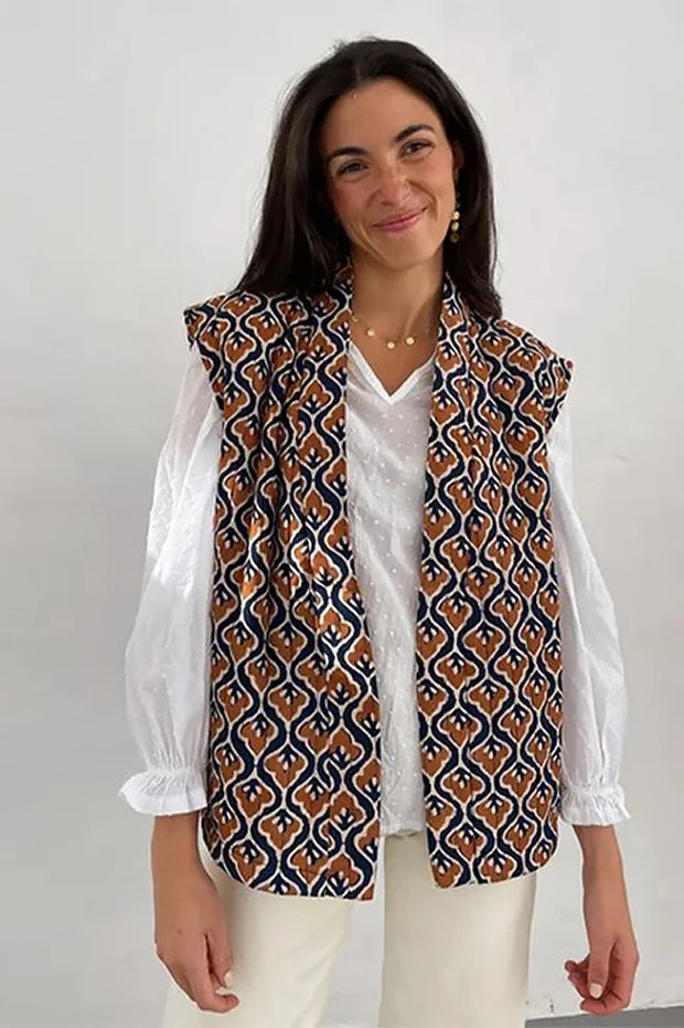 Mireia Ebba Oberteil