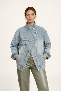 Damen-Jeansjacke in Übergröße mit hohem Kragen - Kaia