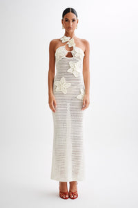 Beverly – Gehäkeltes Langes Kleid mit Blumenapplikation