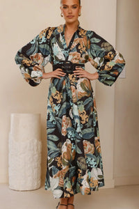 Lässiges Kleid mit Gürtel und Puffärmeln im modernen Stil