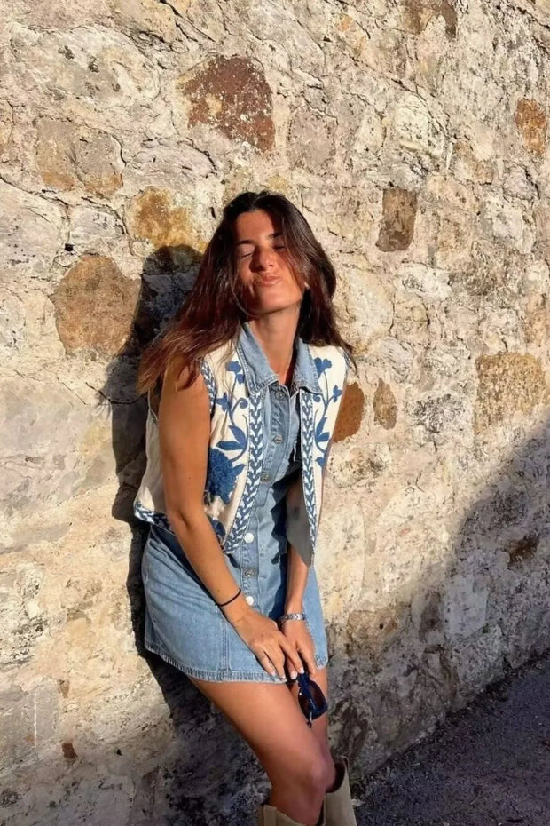 Angeline Blaue Weste im modernen Stil
