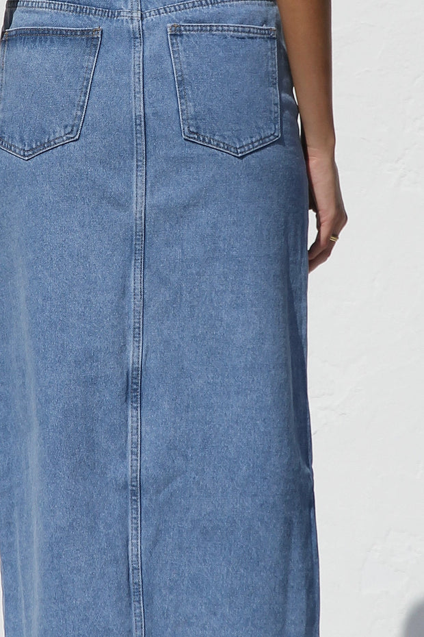 April Jeansrock im modernen Stil