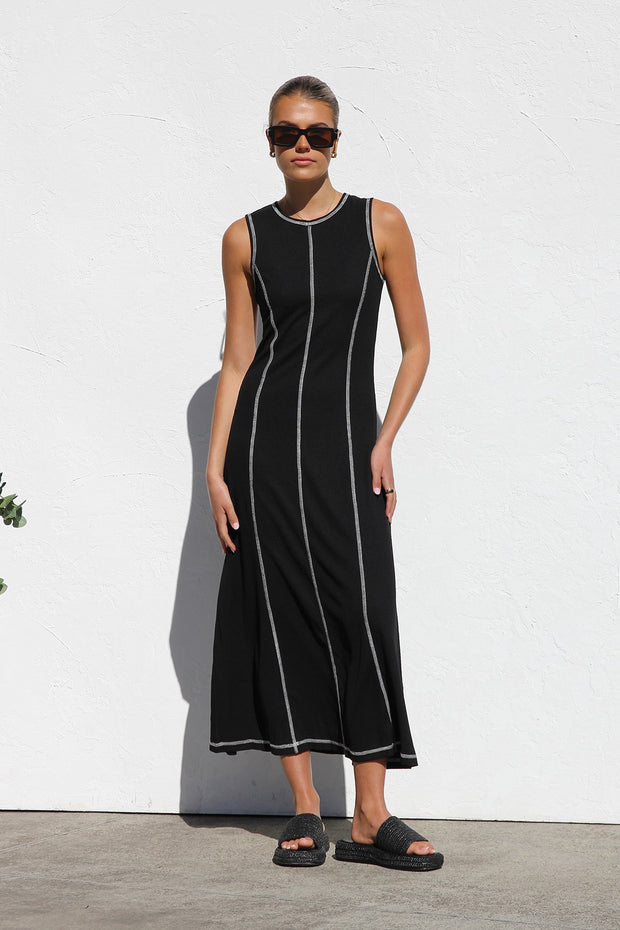 Ariana Kleid SCHWARZ im modernen Stil