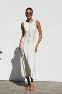 Ariana Kleid CREME im modernen Stil