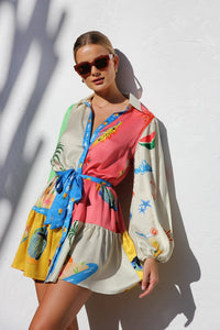 Ashanti Kleid im modernen Stil
