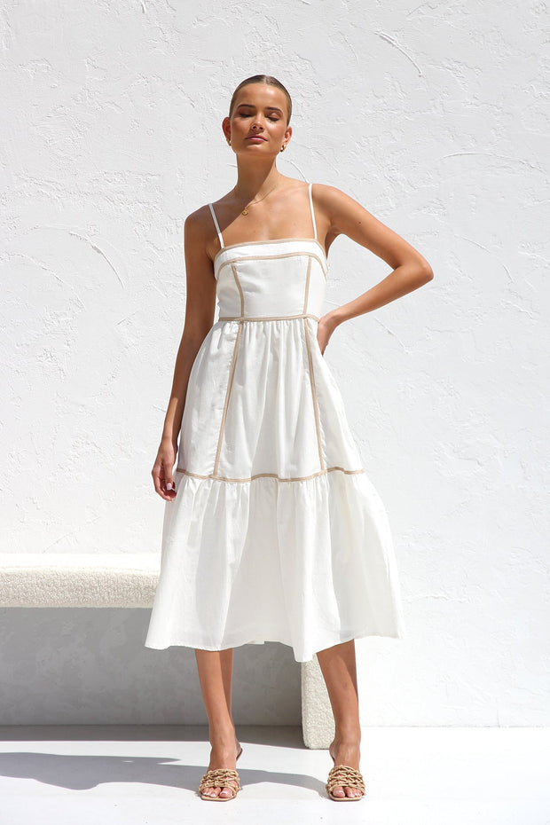 Quincy Kleid WEISS im modernen Stil