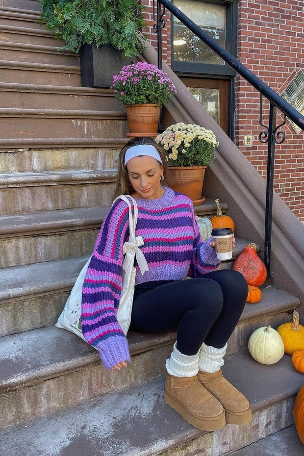 Ovacona Pullover im modernen Stil