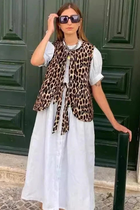 Weste mit Leopardenmuster im modernen Stil