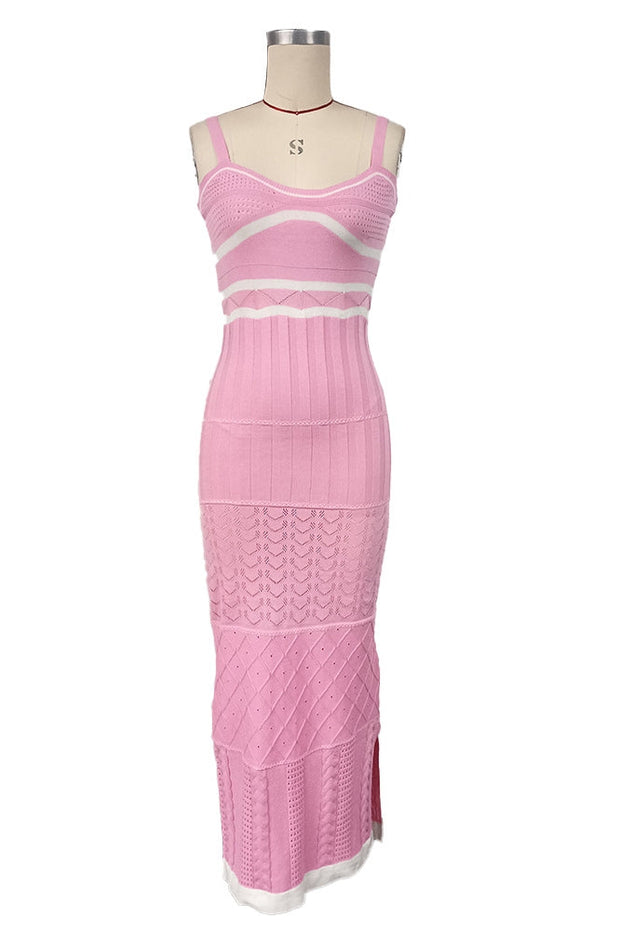 Esther – Gestricktes Langes Kleid mit Schlitz und Aussparungen