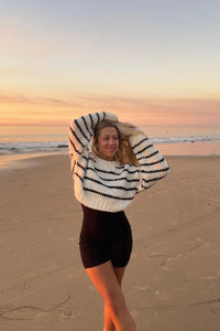 Ovacona Pullover im modernen Stil