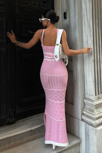 Esther – Gestricktes Langes Kleid mit Schlitz und Aussparungen