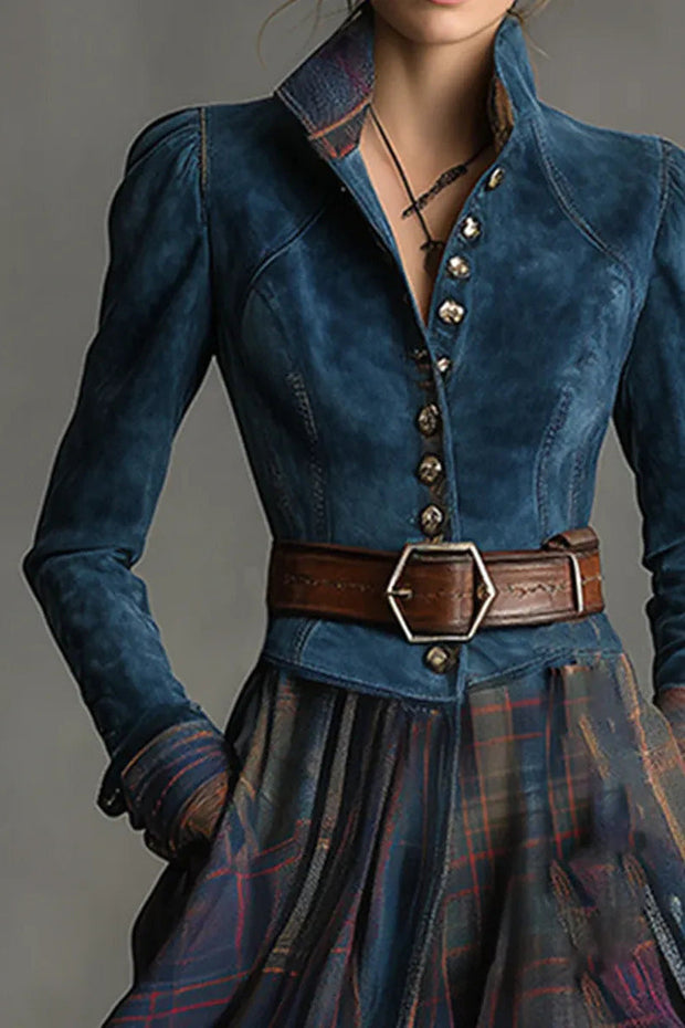 Langes Kleid im Retro-Ethno-Stil aus blauem Kunstwildleder mit Karomuster (inklusive Gürtel)