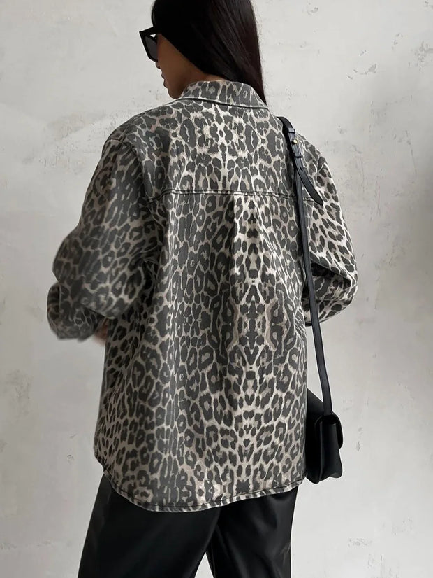 Jeansjacke mit Leopardenmuster - Elarine
