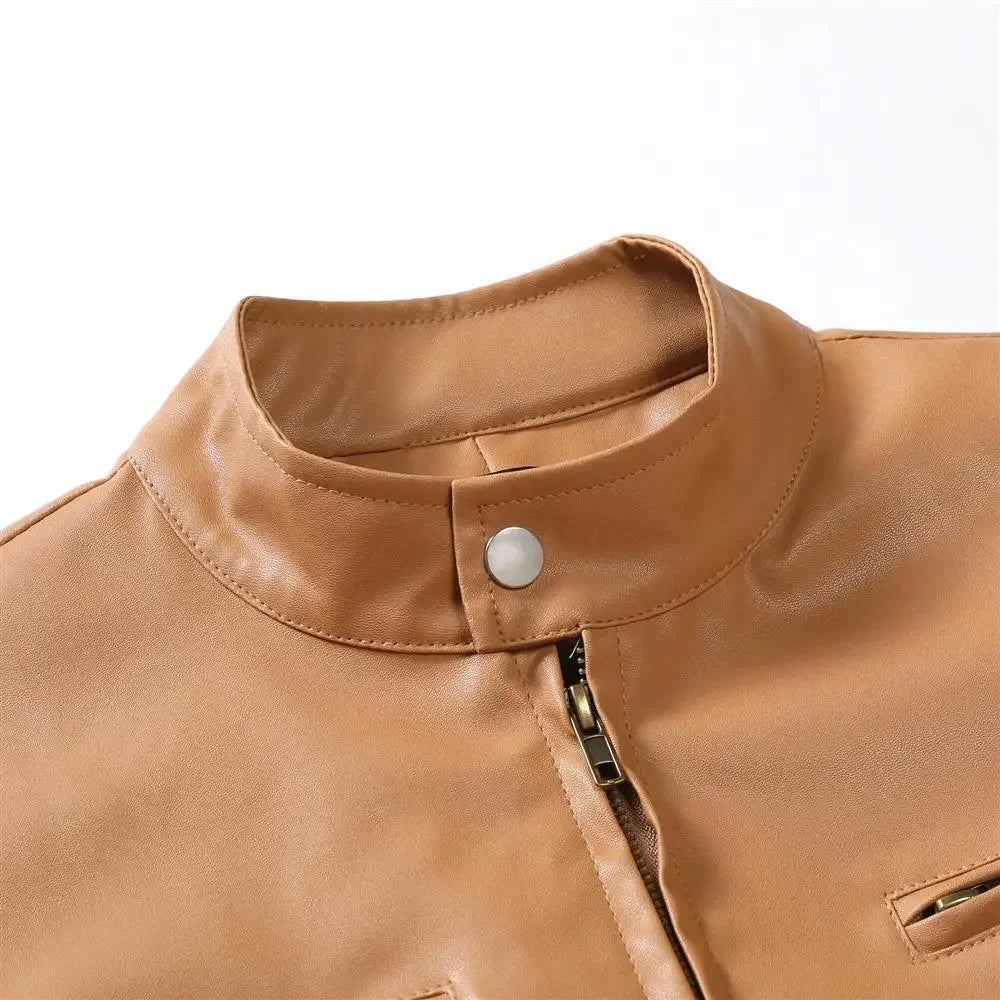 Biker-Lederjacke mit klassischer Linienführung
