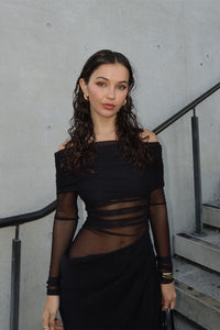 Lillian – Schulterfreies, transparentes Maxi-Netzkleid im modernen Stil