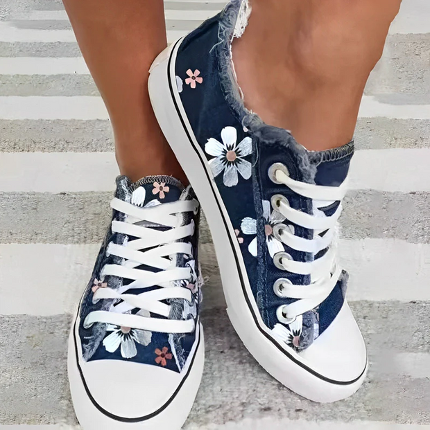 Rena - Trendige Damen-Sneaker mit floralem Denim-Muster für einen stylischen Look
