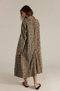 Vintage Leoparden-Denim-Mantel im modernen Stil