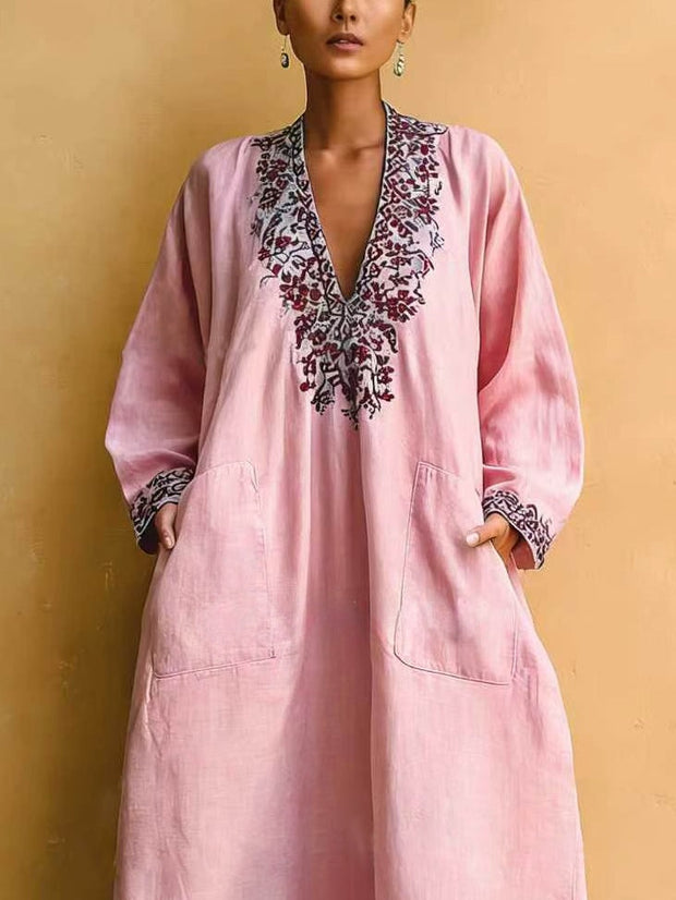 Rosa minimalistisches Maxikleid mit V-Ausschnitt und lockerem Schnitt für den Urlaub