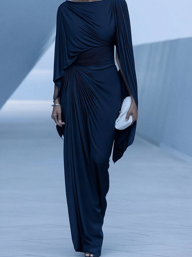 Dunkelblaues plissiertes Cape-Maxi-Kleid mit Drapierung im modernen Stil