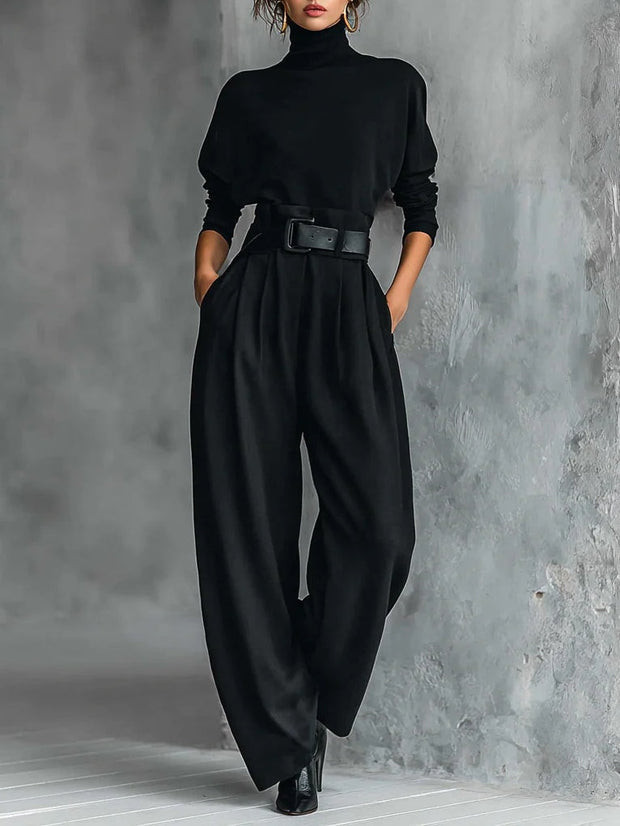 Zweiteiliger Anzug aus schwarzem Rollkragen-Langarmshirt und geraden Hosen (inklusive Gürtel) im modernen Stil