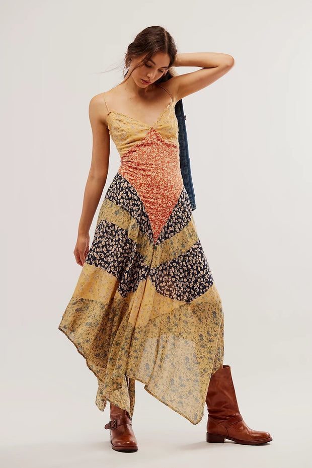 Im Blumen Maxi-Kleid im modernen Stil
