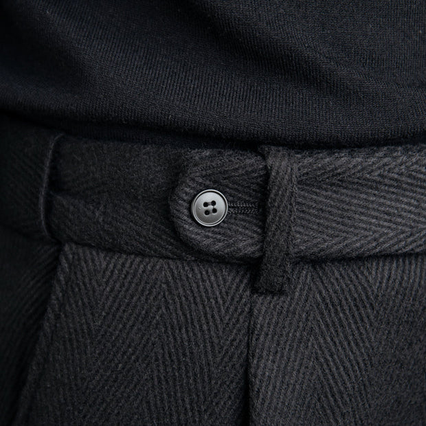 Hose aus Wollmischung mit Fischgrätmuster