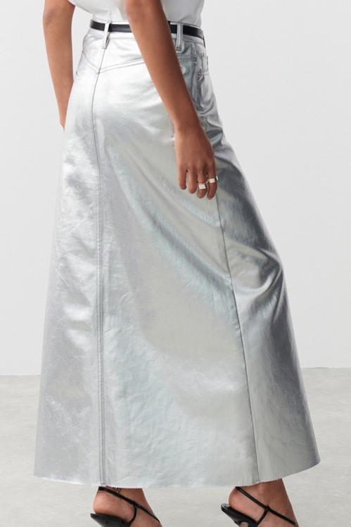 Andrey – Maxi-Schlitzrock in Metallic im modernen Stil