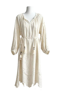 Ariella – Besticktes Kleid in Midi-Länge mit Hohlsaum