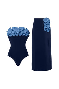 Blauer 3D-Blumen trägerloser Badeanzug im modernen Stil