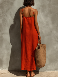 Rotes Baumwollkleid mit quadratischem Ausschnitt und Spaghettiträgern