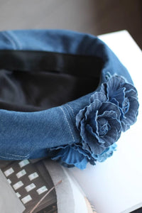 Baskenmütze aus Denim in Camellia-Optik im modernen Stil